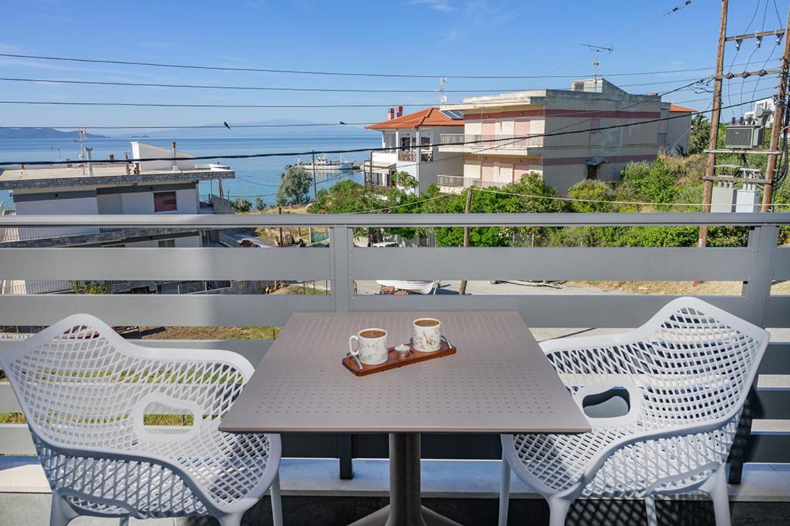 Meltemi Luxury Apartments نيا رودا المظهر الخارجي الصورة