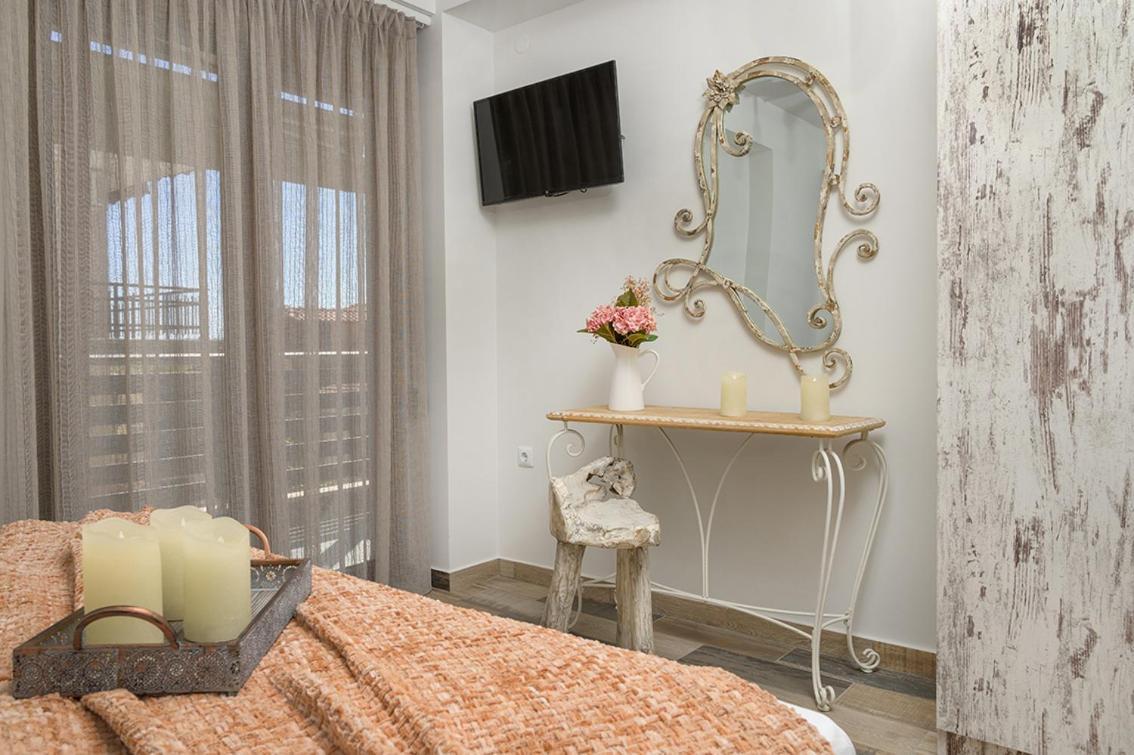 Meltemi Luxury Apartments نيا رودا المظهر الخارجي الصورة