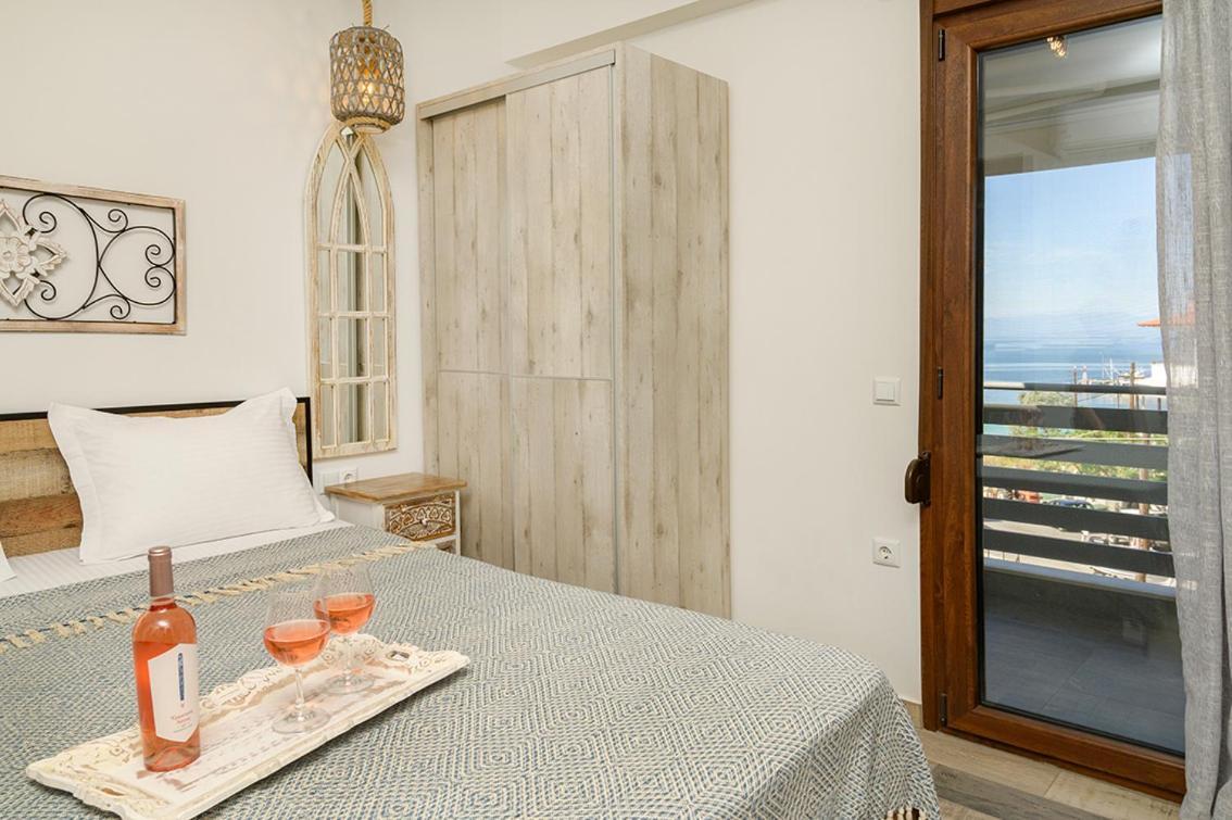Meltemi Luxury Apartments نيا رودا المظهر الخارجي الصورة