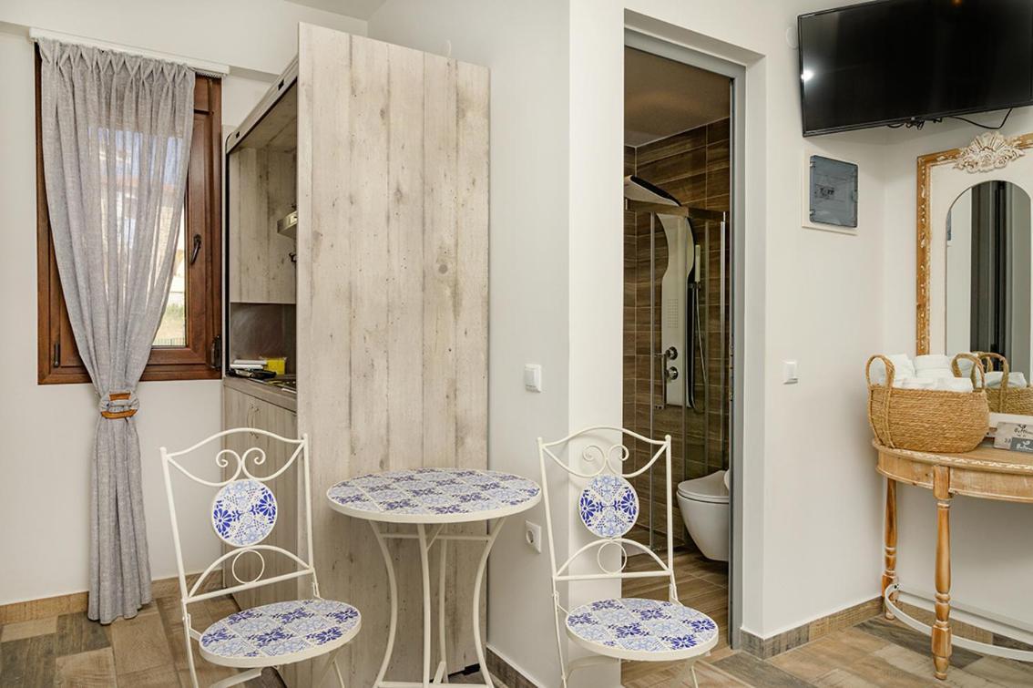 Meltemi Luxury Apartments نيا رودا المظهر الخارجي الصورة